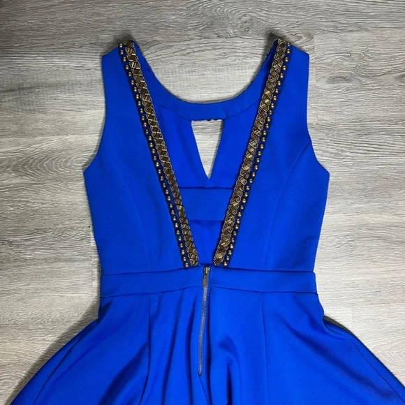 XOXO Fit & Flare, Open Back, Beaded Dress - Blue & Gold - Juniors Sz M (NWOT) - Picture 5 of 9